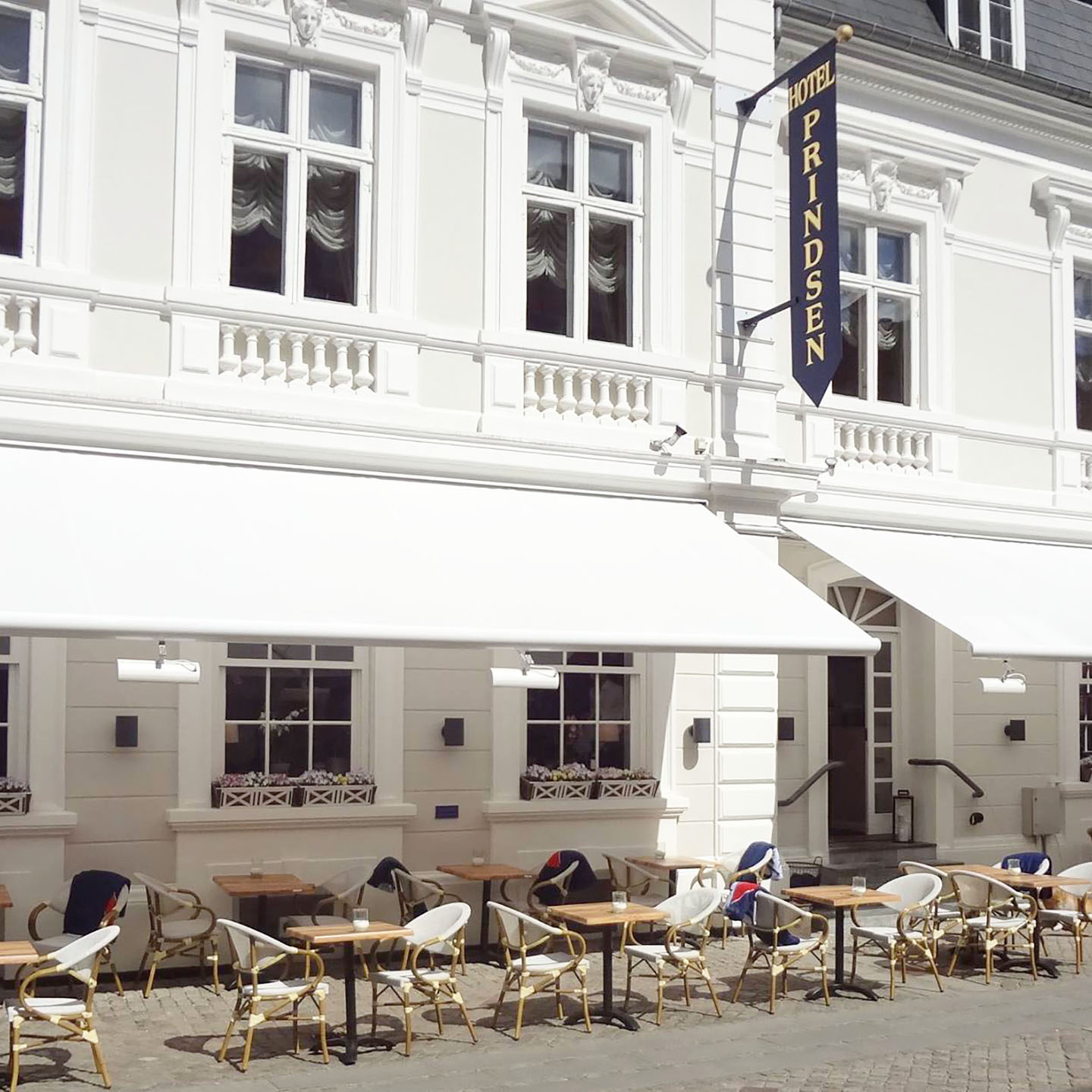 facade_slideshow